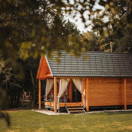فيلا Ranc Mackadam Ranch Mackadam Tržič المظهر الخارجي الصورة