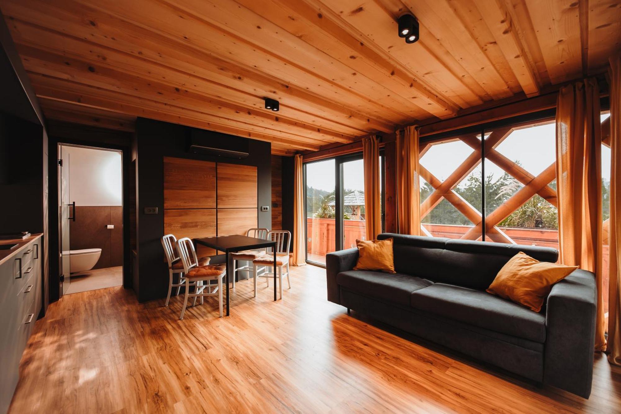 فيلا Ranc Mackadam Ranch Mackadam Tržič المظهر الخارجي الصورة